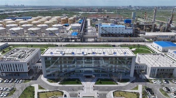 悦来网 连云港长出一个新嘉澳，将地沟油送上天 | 活力中国调研行